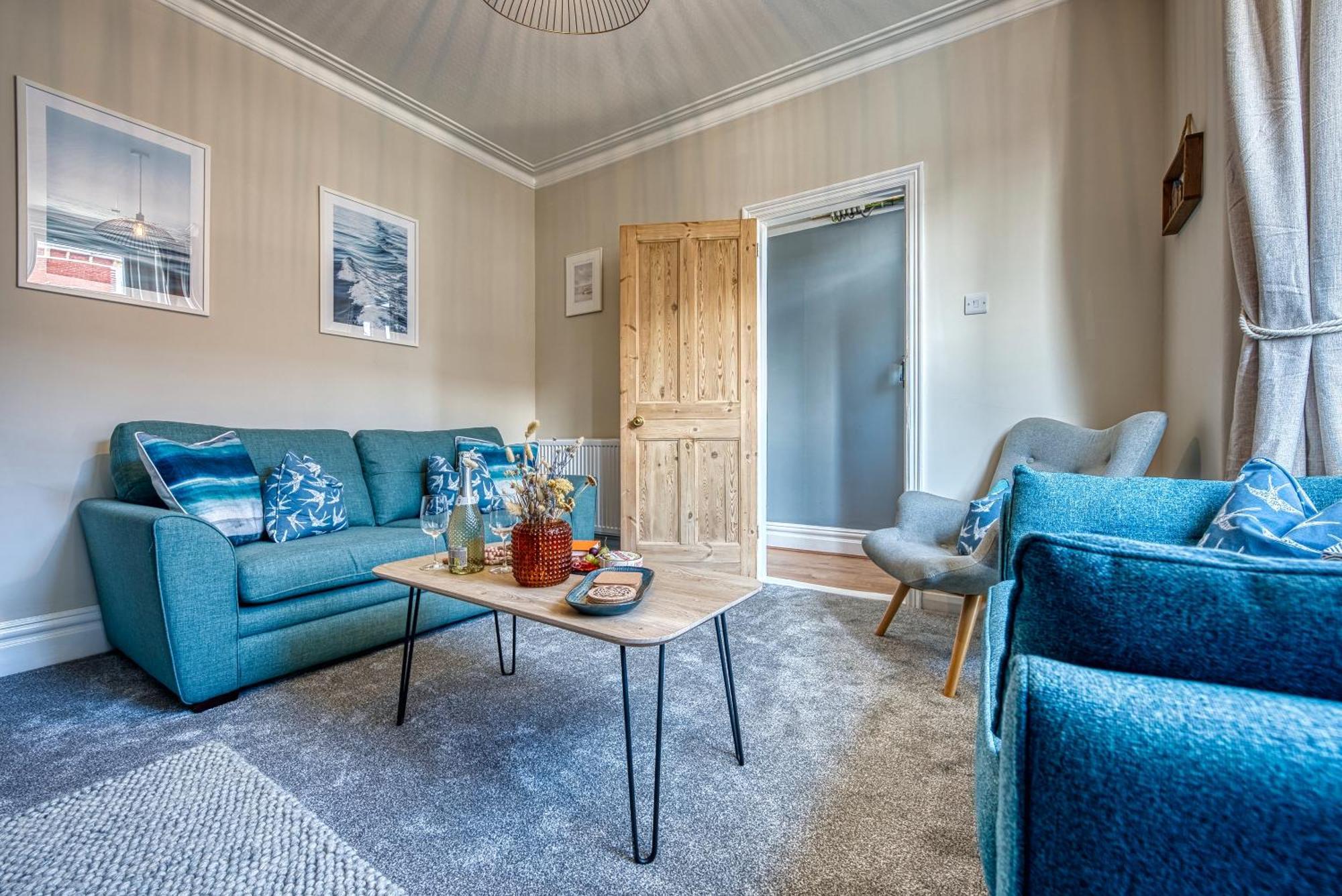2 Bedrooms Modern, Stunning & Stylish Contractor House, Prime Portsmouth Location With Free Parking Permit, Summer Special Offer!! - By Blue Puffin Stays Ngoại thất bức ảnh