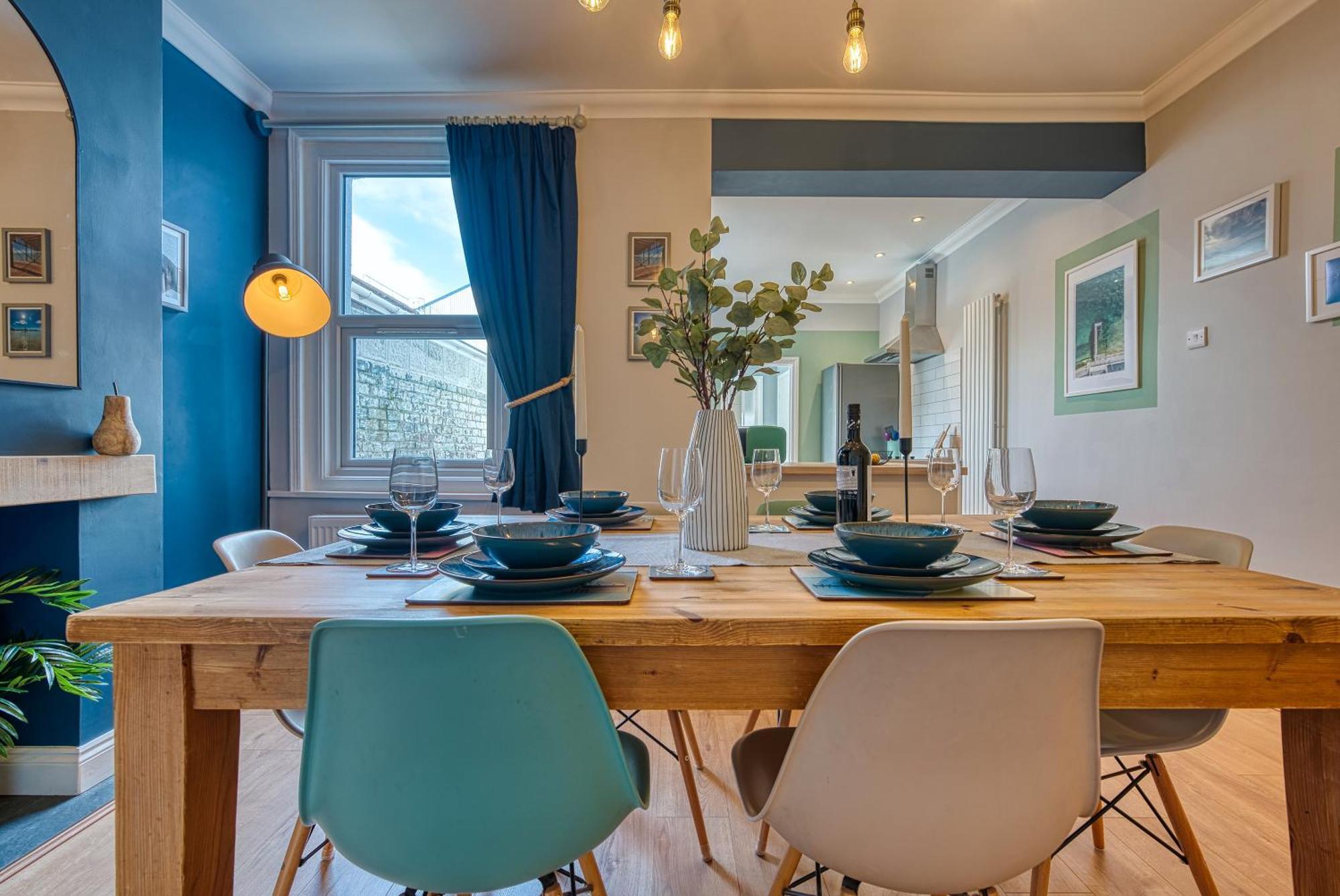2 Bedrooms Modern, Stunning & Stylish Contractor House, Prime Portsmouth Location With Free Parking Permit, Summer Special Offer!! - By Blue Puffin Stays Ngoại thất bức ảnh